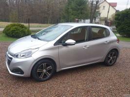 K Line A5017 on Peugeot 208