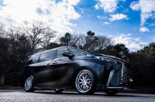 Work Gnosis RXM on Lexus LM