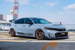 Honda Civic with Shigoku AMG (Armed Titanium)